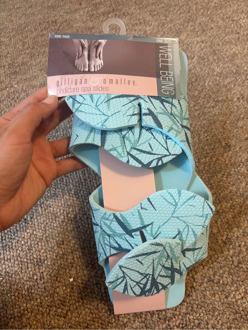 Gilligan & O'Malley Light Blue Patterned Pedicure Spa Slides